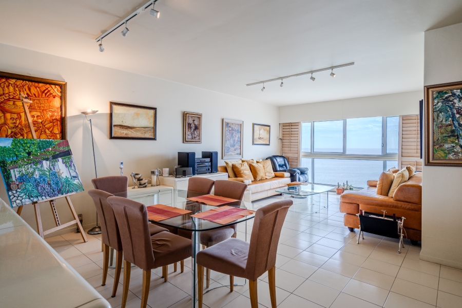 2 Bedroom Property for Sale in Sea Point Western Cape